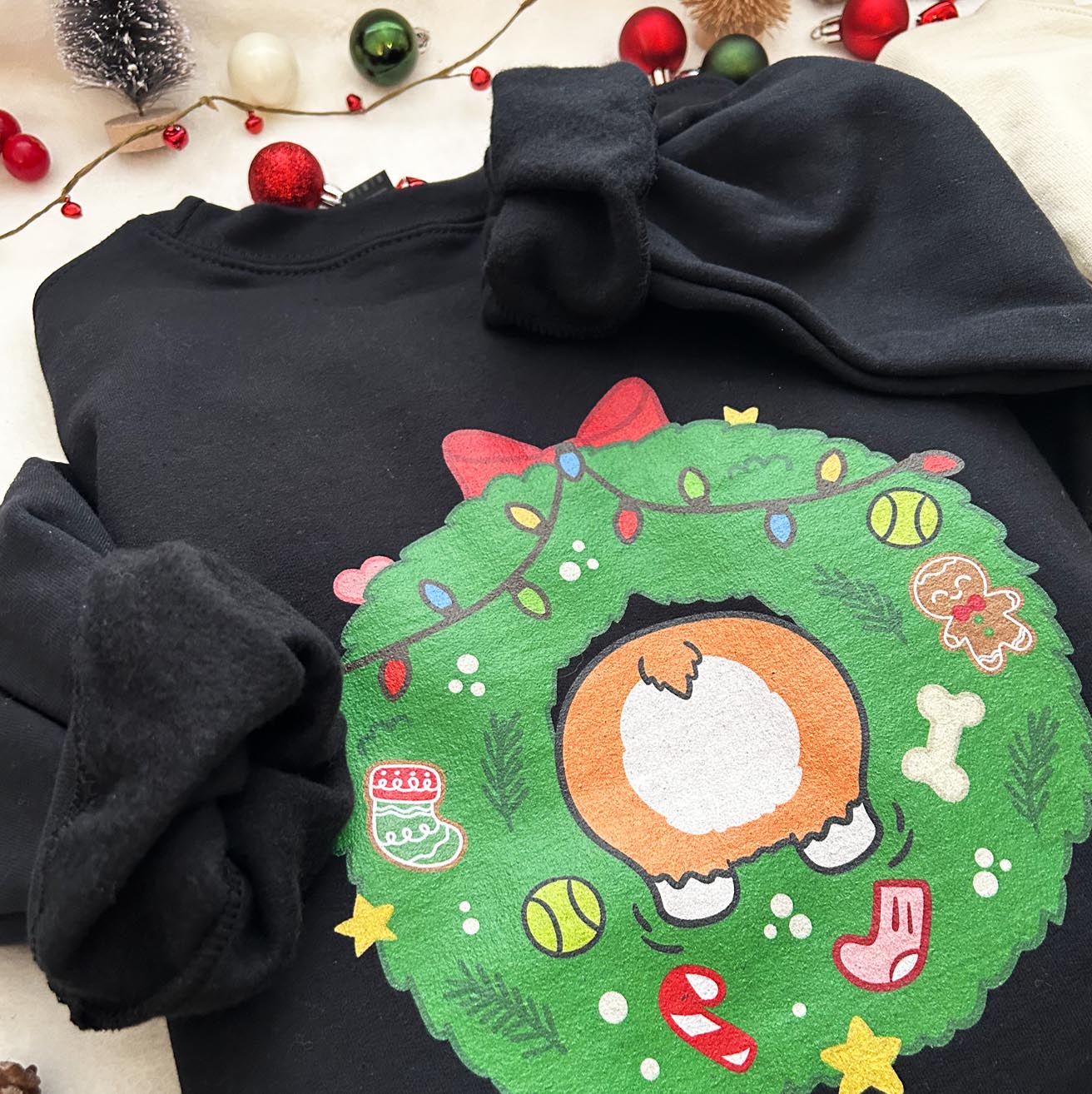 Holiday Wreath Corgi Unisex Sweatshirt | Black